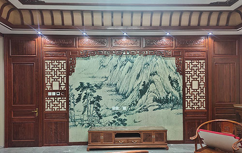 襄城中式仿古别墅客厅背景墙花格木作装饰